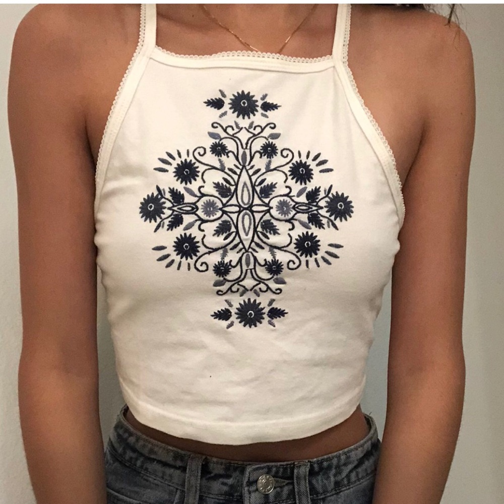 White crop top